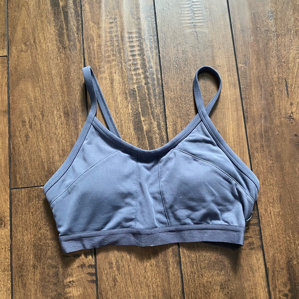 Formative element sports bra